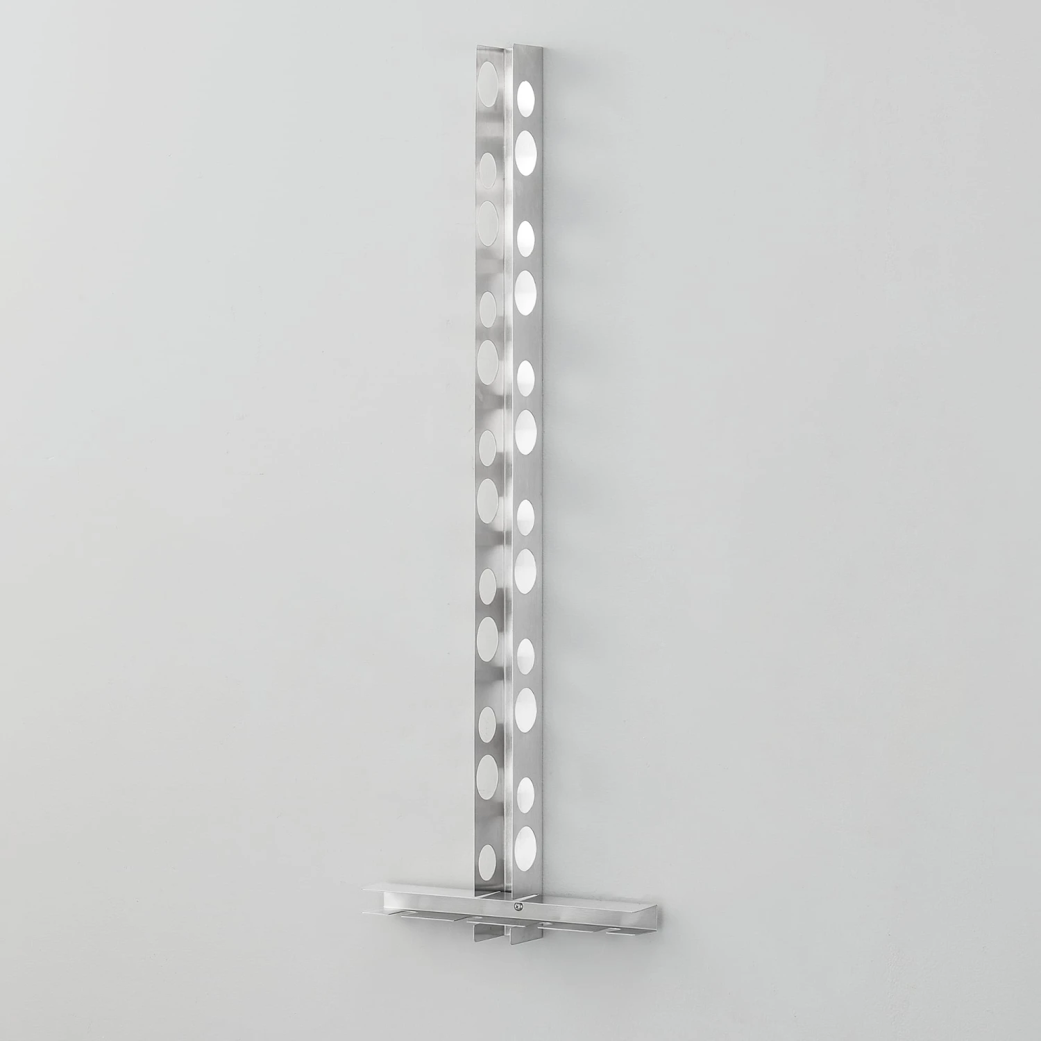 Weinregal Pfalz Für 12 Flaschen Mit Glashalter In Grau (H)100cm (B)35cm 5 Weinregal Pfalz Für 12 Flaschen Mit Glashalter In Grau (H)100cm (B)35cm – Bild 3